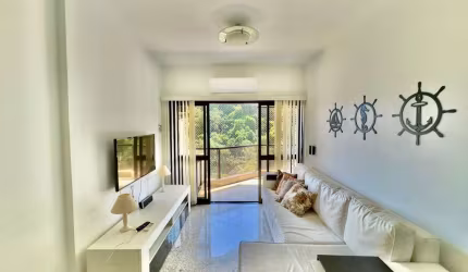 Apartamento à venda na Praia da Enseada, 3 Quartos, 2 Vagas.