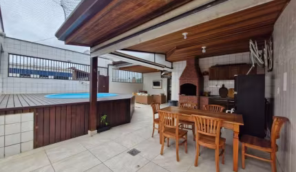 Apartamento com 3 dormitórios à venda, 167 m² por R$ 950.000,00 - Jardim Astúrias - Guarujá/SP