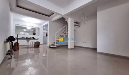 Casa com 3 dormitórios à venda, 114 m² por R$ 750.000,00 - Tombo - Guarujá/SP