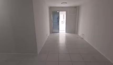 Apartamento com 2 quartos para alugar na Rua Florianópolis, 1450, Praça Seca, Rio de Janeiro, 64 m2 por R$ 1.200