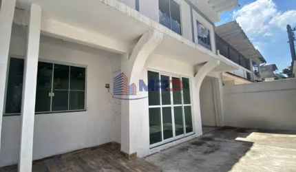 Casa em condomínio fechado com 4 quartos à venda na Rua Penaforte, 300, Freguesia (Jacarepaguá), Rio de Janeiro, 287 m2 por R$ 650.000
