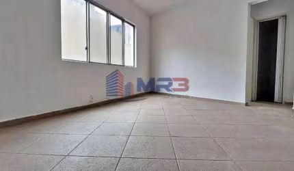 Apartamento com 1 quarto à venda na Rua Dona Francisca de Siqueira, 18, Tanque, Rio de Janeiro, 45 m2 por R$ 175.000