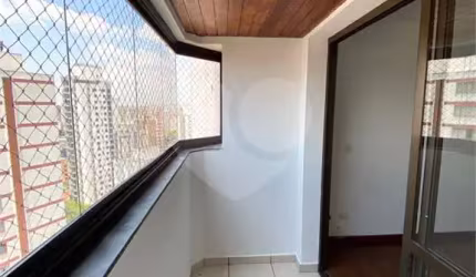 Apartamento Vila Mascote. Com 3 Dormitórios, 1 Suíte, Varanda, 2 Vagas e lazer Completo. Loc Jun/25.