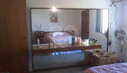 Sobrado com 380m² ac, 350m² at, 5 dormitórios, sendo 2 suítes, no Jardim Aeroporto!!!