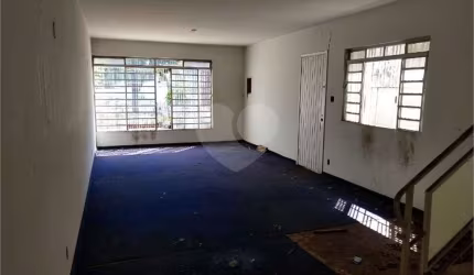 CASA TIPO SOBRADO COM 195M², 02 DORMITÓRIOS NA VILA MASCOTE – PARA VENDA