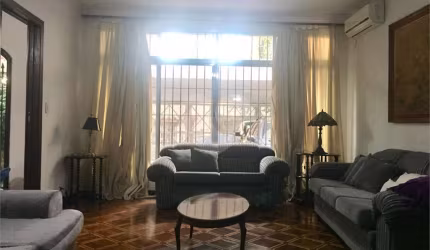 SOBRADO COM 450M² PARA VENDA OU LOCAÇÃO 4 DORMITÓRIOS 2 SUÍTES 4 VAGAS PLANALTO PAULISTA SP