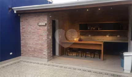 Casa/Sobrado a venda Com 3 dormitórios, 1 suíte, 4 banheiros e 2 vagas Vila Mascote SP