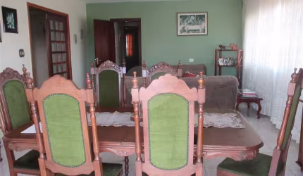 Prédio com 3 imóveis bom para investidor excelente localização na vila santa Catarina São Paulo SP