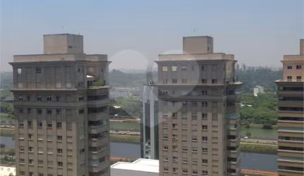 COBERTURA DUPLEX DE ALTO PADRAO NO ALTO DE PINHEIROS - VENDA / LOCAÇÃO