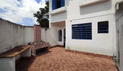 Sobrado 81m²  em Vila Santa Catarina a Venda.