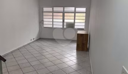 SOBRADO COM 3 DORMS 2 VAGAS CUPECE VENDA