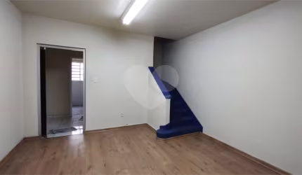 CASA 105 m²  COM 2 DORMITORIOS, 1 VAGA CHACARA SANTO ANTONIO