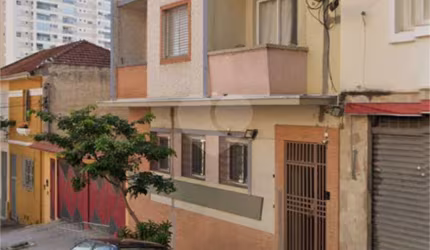 APARTAMENTO 02 DORMITÓRIOS SEM VAGA SEM LAZER REFORMADO ACLIMAÇÃO COM INQUILINO VENDA