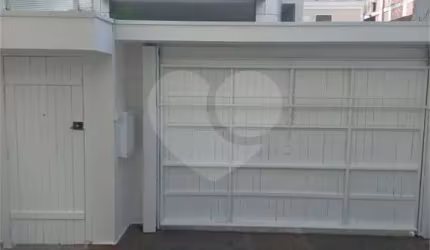 Casa comercial (sobrado) em Vila Nova Conceição! Excelente oportunidade