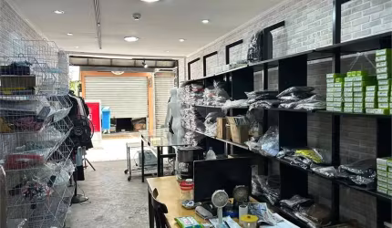 Ponto Comercial com 43 metros, 1  banheiros para Alugar ou Venda no Bom retiro São Paulo SP
