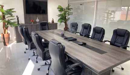 Prédio Comercial e 11 banheiros à Venda, 750 m² - Vila Prudente, São Paulo - SP