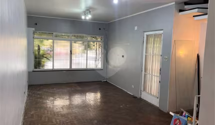 Casa 3 dormitórios sala em dois ambientes 2 vagas mais edícula