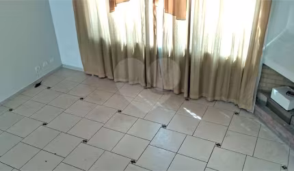 Casa 4 dormitórios, com edícula e vaga para 4 carros à Venda no jardim da Saúde São Paulo SP