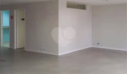 Comercial-São Paulo-JARDIM EUROPA | Ref.: REO1032711
