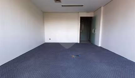 Sala Comercial para Locação | 65,5m² | Real Parque – São Paulo, SP