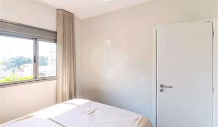 Studio à Venda – 28m² | Chácara Santo Antônio | São Paulo, SP