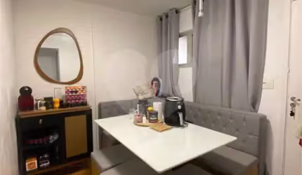 Apartamento à Venda – 32m² – Aclimação, São Paulo, SP