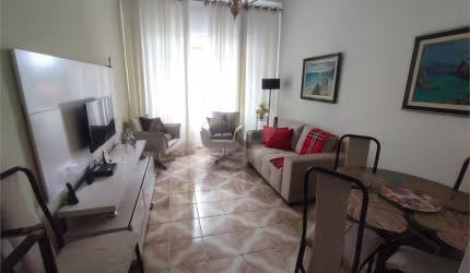 Apartamentocom condominio baixo predio sem elevador so 2 andares 92 m à venda no Paraíso .