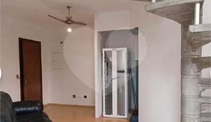 Apartamento a venda na Aclimação
