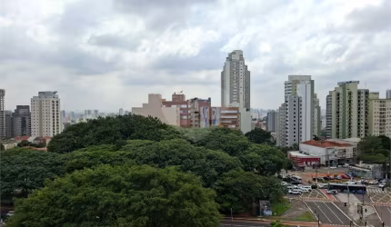 Studio na 24m² Vila Mariana