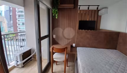 STUDIO MOEMA 1 DORM. VENDA OU LOCAÇÃO MOBILIADO