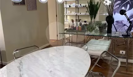 Apartamento  venda em São Paulo Vila Olímpia 110 m²
