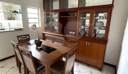 CASA DE 240M² NO PLANALTO PAULISTA