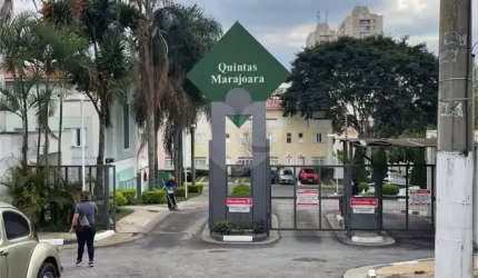 Casa em condomínio 3 dormitórios 1 suíte e 2 vagas