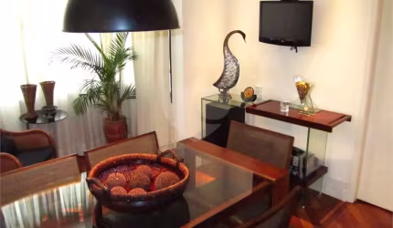 Cobertura Duplex com 126,metros quadrados próximo ao Shopping Pátio Paulista.