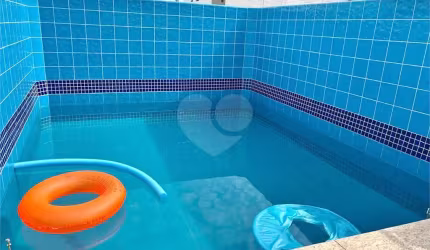 Linda Cobertura Duplex à venda na Saúde - 221 m2 !