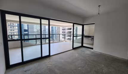 Apartamento à venda no bairro Chácara Santo Antônio.