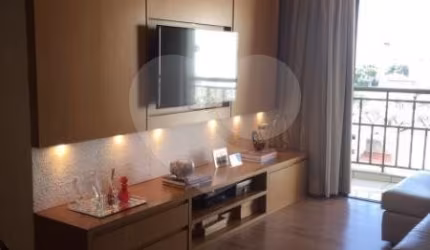 Apartamento com 3 quartos para locação no bairro da Lapa