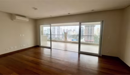 Apartamento para locação em Perdizes, 04 dormitórios. São Paulo.