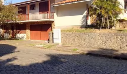 Casa com 3 quartos à venda na Rua Paulo Blaschke, 570, Jardim Itu Sabará, Porto Alegre, 267 m2 por R$ 950.000