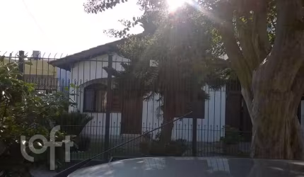 Casa com 3 quartos à venda na Rua Curupaiti, 1043, Cristal, Porto Alegre, 240 m2 por R$ 1.026.000