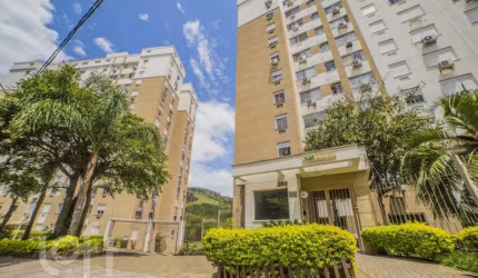 Apartamento com 3 quartos à venda na Rua Carlos Reverbel, 200, Jardim Carvalho, Porto Alegre, 68 m2 por R$ 400.000
