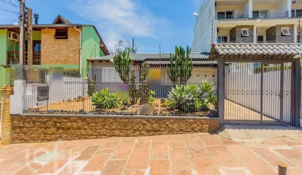 Casa com 3 quartos à venda na Rua Fernando Borba, 169, Ipanema, Porto Alegre, 147 m2 por R$ 640.000