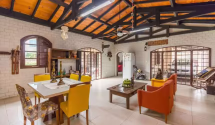 Casa com 3 quartos à venda na Avenida Copacabana, 124, Vila Assunção, Porto Alegre, 380 m2 por R$ 2.000.000
