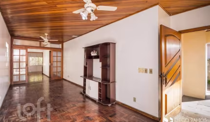 Casa com 3 quartos à venda na Rua Silvado, 47, Partenon, Porto Alegre, 110 m2 por R$ 790.000