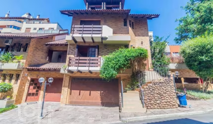 Casa em condomínio fechado com 3 quartos à venda na Rua Jaraguá, 355, Bela Vista, Porto Alegre, 304 m2 por R$ 1.660.000