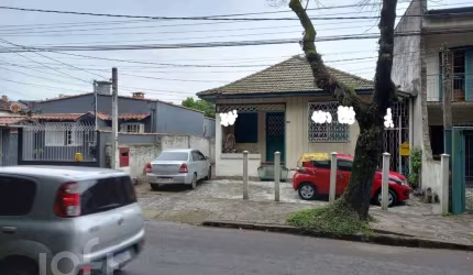 Casa com 3 quartos à venda na Avenida Carneiro da Fontoura, 434, Passo da Areia, Porto Alegre, 119 m2 por R$ 767.125