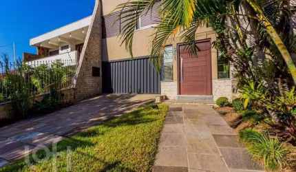 Casa com 4 quartos à venda na Rua Doutor Prudente de Moraes, 341, Chácara das Pedras, Porto Alegre, 286 m2 por R$ 1.824.000