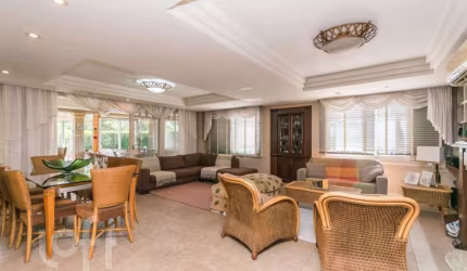 Casa com 4 quartos à venda na Rua General Francisco de Paula Cidade, 444, Chácara das Pedras, Porto Alegre, 670 m2 por R$ 2.995.000