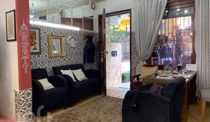 Casa com 3 quartos à venda na Avenida Mercedes, 156, Floresta, Porto Alegre, 234 m2 por R$ 1.520.000