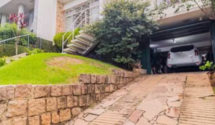Casa com 3 quartos à venda na Rua Gustavo Schmidt, 332, Três Figueiras, Porto Alegre, 227 m2 por R$ 1.275.000